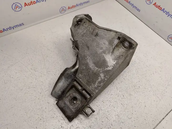 BMW X5 E70 (2006 - 2013) 22116777263 Кронштейн двигателя — фото 4