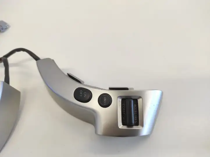 Nissan Qashqai (2006 - 2010) JD16D3621 Кнопки на рулевом колесе — фото 7