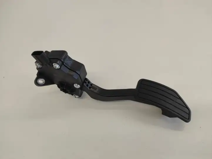 Subaru Impreza V (2016 - 2023) 36010FL020 Педаль акселератора — фото 4