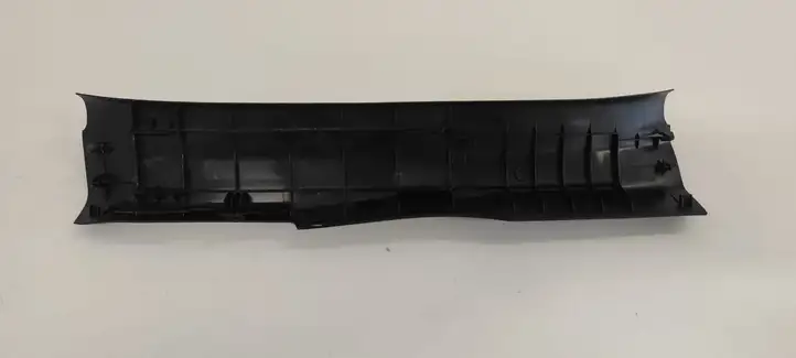 Lexus NX (2021 - ) 6791778010 Внутренняя отделка заднего порога — фото 2