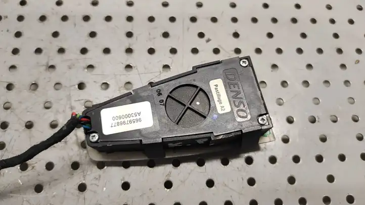 Citroen C4 I Picasso (2006 - 2013) 9659796877 Управление климат контролем — фото 3
