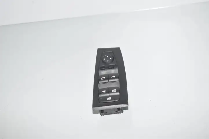 BMW 2 F45 (2014 - 2021) Кнопка стеклоподъемников — фото 1