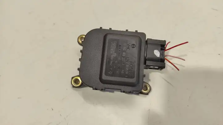 Citroen C5 (2001 - 2004) 01328012173 Двигатель задвижки потока воздуха — фото 3