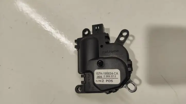 Ford Focus (2005 - 2008) 1S7H19B634CA Двигатель задвижки потока воздуха — фото 4