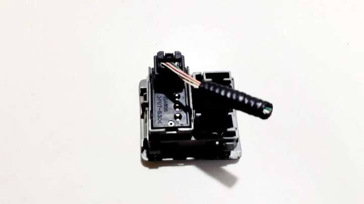Lexus IS 220 (2005 - 2010)  5544953020 Выключатель ASR)