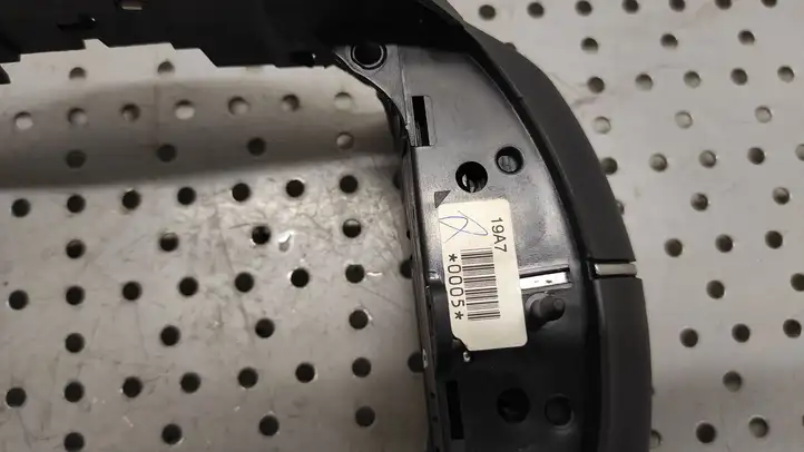 Citroen C4 I Picasso (2006 - 2013) 96624938XT Кнопки на рулевом колесе — фото 3