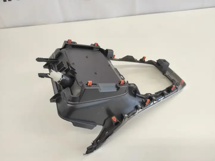 Toyota RAV 4 (XA50) (2018 - ) 5883142090 Другая деталь консоли (туннеля) — фото 8