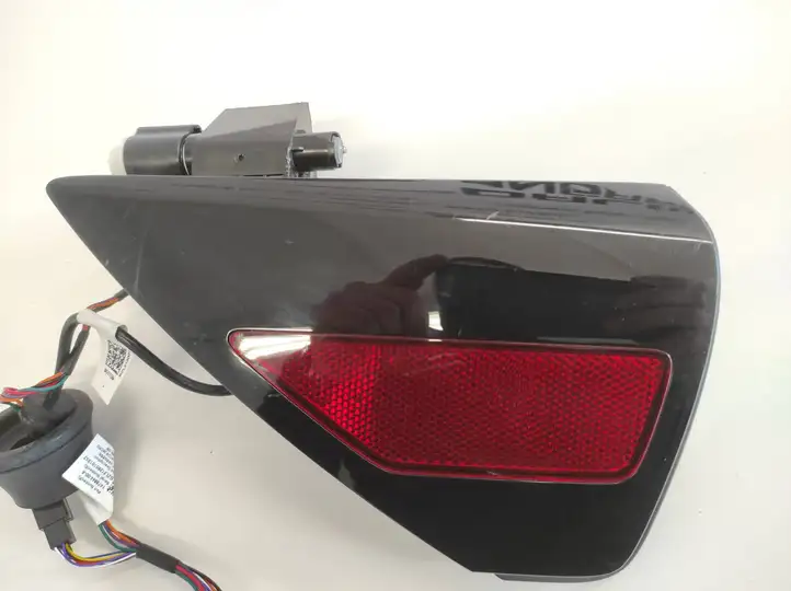 Tesla Model 3 (2017 - 2023) 150551400D Крышка зарядного разъема — фото 3