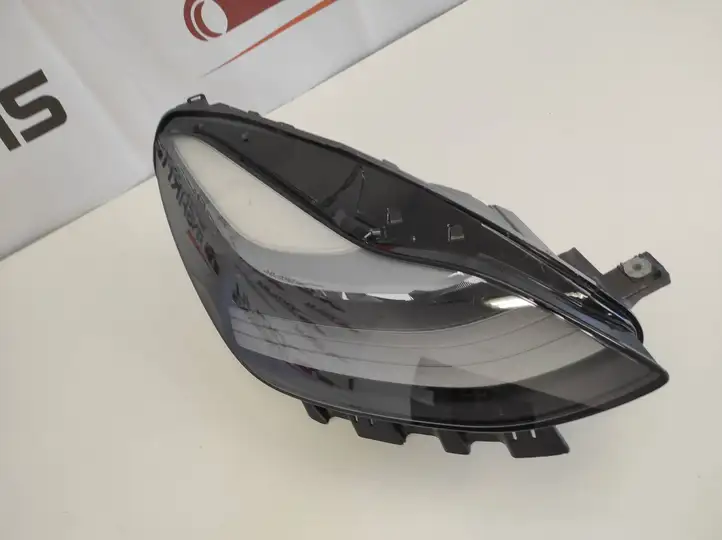 Tesla Model 3 (2017 - 2023) 151495300D Передняя фара — фото 6