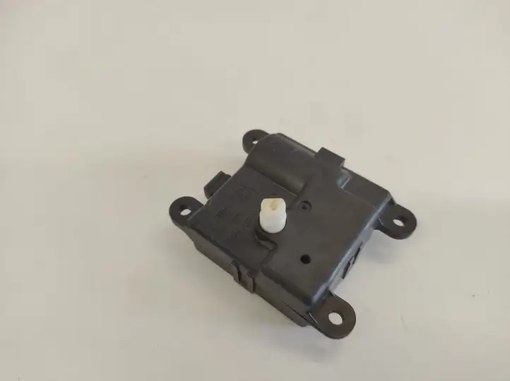 Nissan X-Trail T30 (2001 - 2007) 3F12030850 Двигатель задвижки потока воздуха — фото 3