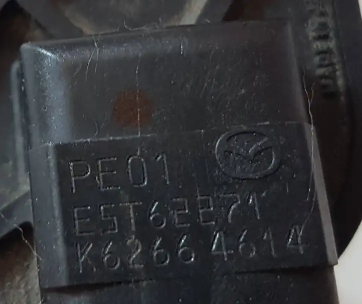 (2012 - 2015) K62664614 Датчик массового расхода воздуха — фото 4