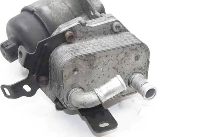 Land Rover Freelander 2 - LR2 (2006 - 2010) 9682632980 Кронштейн масляного фильтра — фото 4