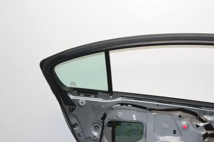Toyota Avensis T270 (2009 - 2012) Задняя дверь — фото 12