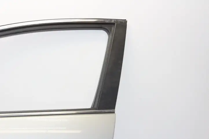 Toyota Avensis T270 (2009 - 2012) Дверь — фото 5