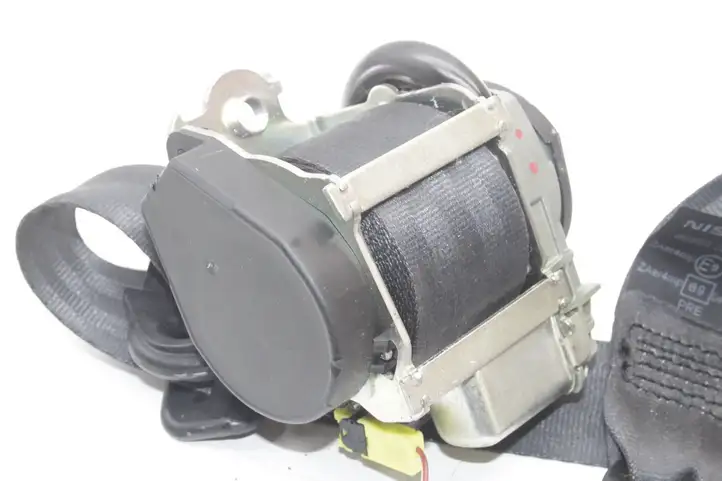Nissan Qashqai (2010 - 2013) 86885JD00A Передний ремень безопасности — фото 2