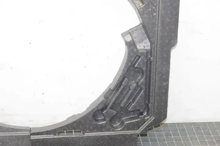 Nissan Qashqai (2010 - 2013) 84977JD000 Прочая отделка багажника — фото 7