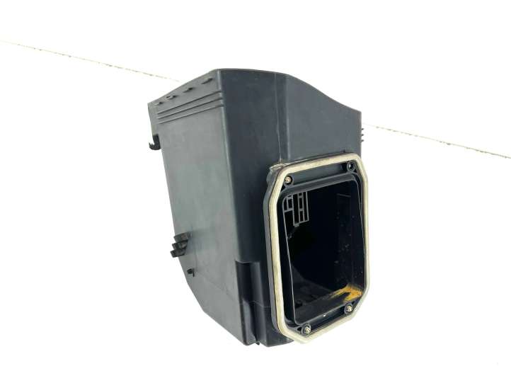 Mercedes-Benz S W220 (1998 - 2006)  2205400524 Крышка ящика предохранителей