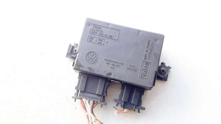 Volkswagen Polo (1994 - 2001)  6x0953257 Блок управления иммобилайзера