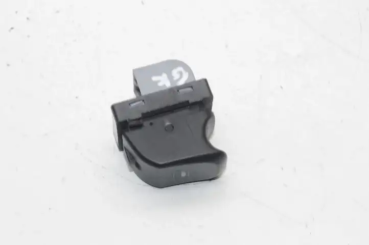 Audi A4 S4 B8 8K (2007 - 2011) 8K0959855 Кнопка фаркопа в багажнике — фото 2