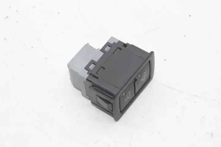 Audi A4 S4 B8 8K (2007 - 2011) 4F0962109 Кнопка фаркопа в багажнике — фото 4