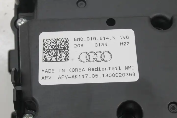 Audi A5 (2016 - ) 8W0919614N Включатель регулировки звука — фото 8