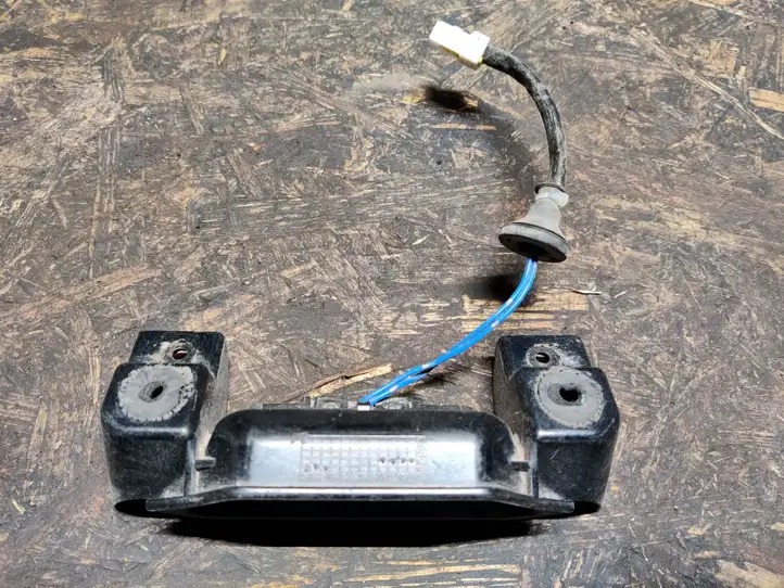 Suzuki SX4 (2006 - 2009) 8394279J00 Кнопка закрытия крышки багажника — фото 2