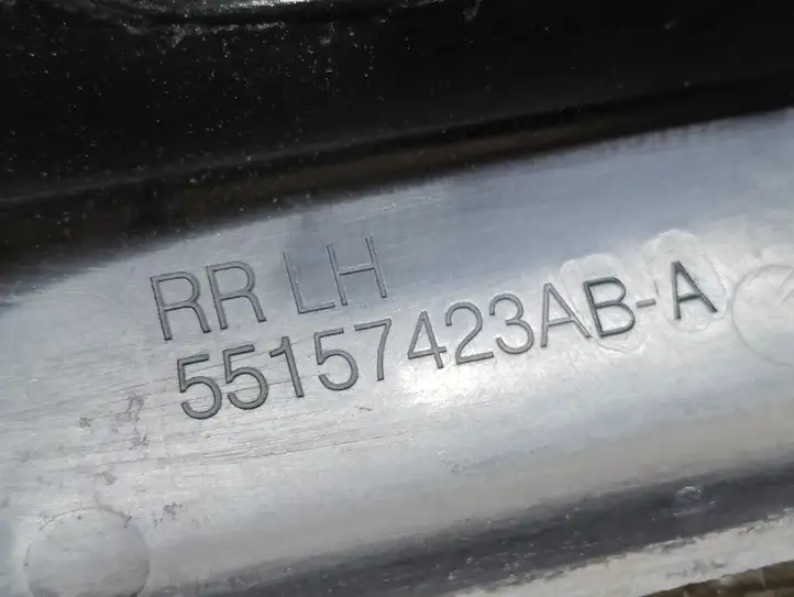 Jeep Cherokee (2001 - 2007) 55157423B Крышка рейлинга — фото 4