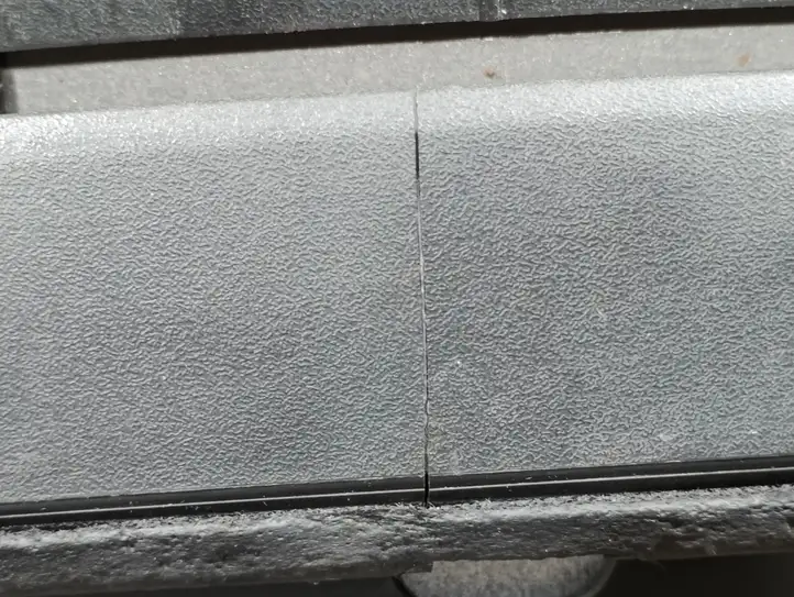 Audi Q3 8U (2011 - 2014) 8U0827933F Спойлер заднего стекла — фото 3