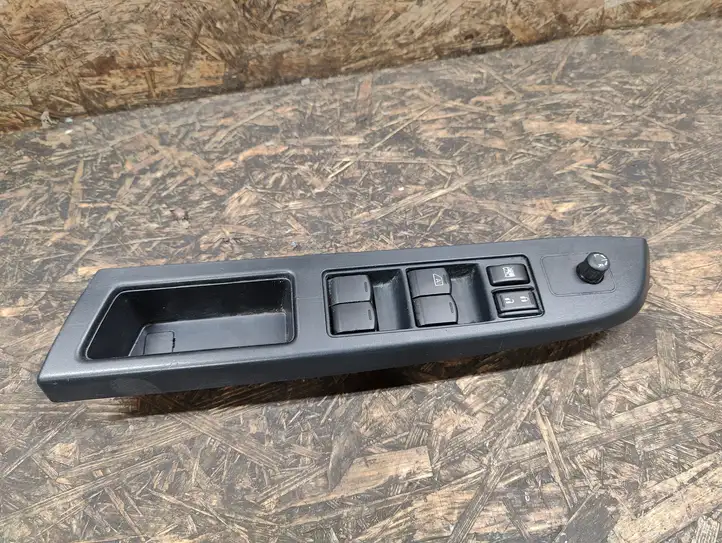 Subaru XV I (2011 - 2018) 94263FJ050 Блок кнопок стеклоподъемников — фото 1