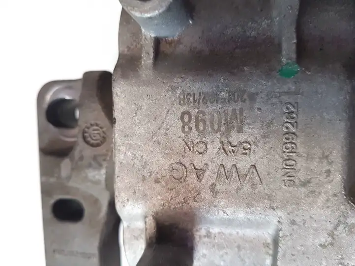 Volkswagen Tiguan (2007 - 2011) 5N0199262 Опора двигателя — фото 6