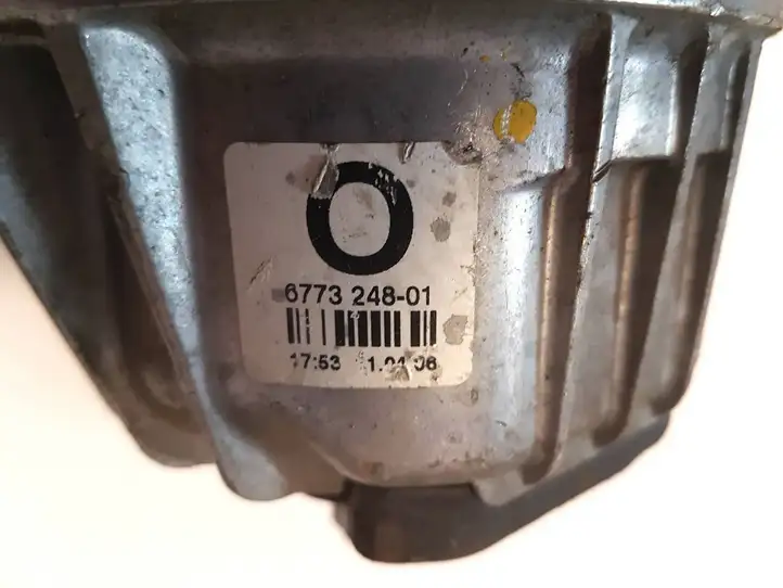 BMW 3 E90 E91 (2005 - 2012) 677324801 Опора двигателя — фото 5
