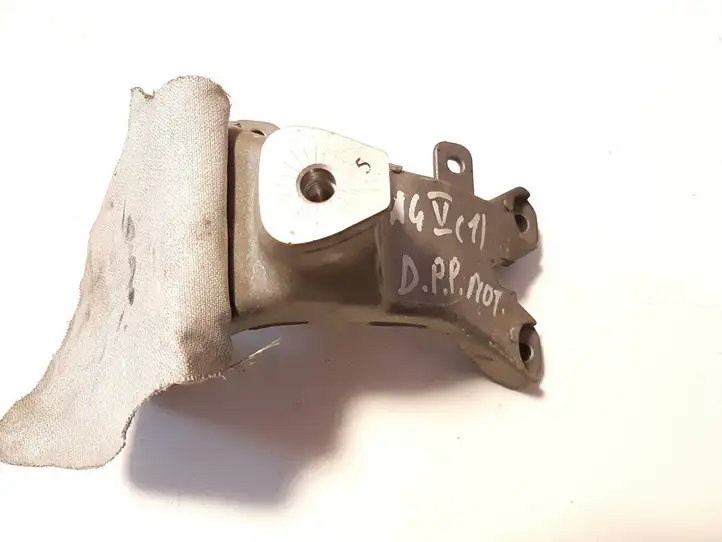 Audi A4 S4 B8 8K (2007 - 2011) 8K0199388 Кронштейн двигателя — фото 3