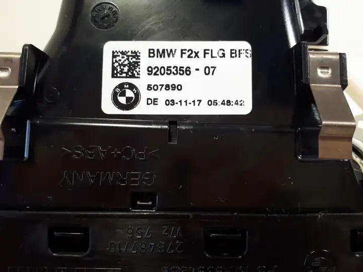 BMW 1 F20 F21 (2011 - 2019) 920535607 Боковой воздушный дефлектор — фото 3