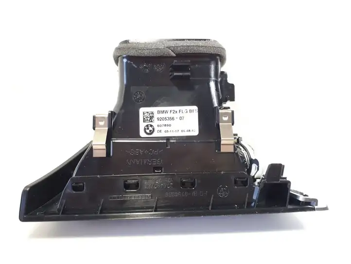 BMW 1 F20 F21 (2011 - 2019) 920535607 Боковой воздушный дефлектор — фото 4
