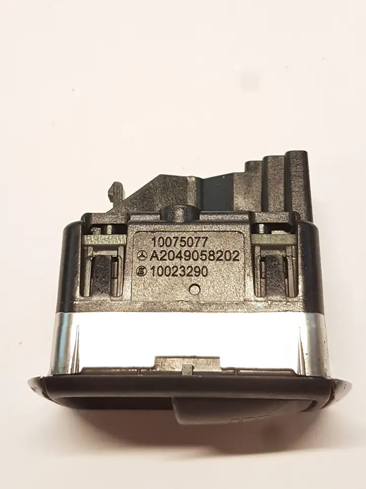 Mercedes-Benz E A207 (2010 - 2017) A2049058202 Кнопка стеклоподъемников — фото 5
