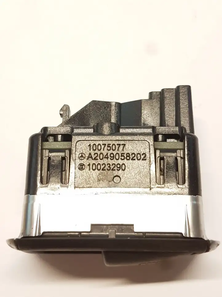 Mercedes-Benz E A207 (2010 - 2017) A2049058202 Кнопка стеклоподъемников — фото 5