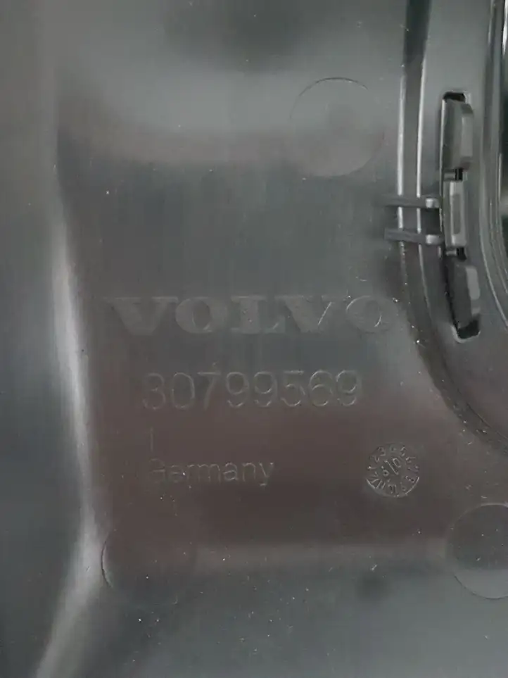 Volvo XC60 (2008 - 2013) 30799569 Прочие детали салона — фото 6