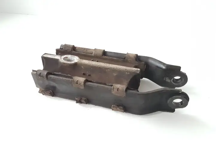 Volvo XC60 (2008 - 2013) 8G9N6P082BA Опора двигателя — фото 2