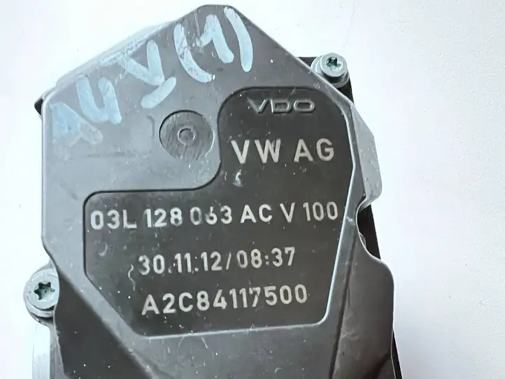 Audi A4 S4 B9 (2015 - 2019) A2C84117500 Дроссельная заслонка — фото 2