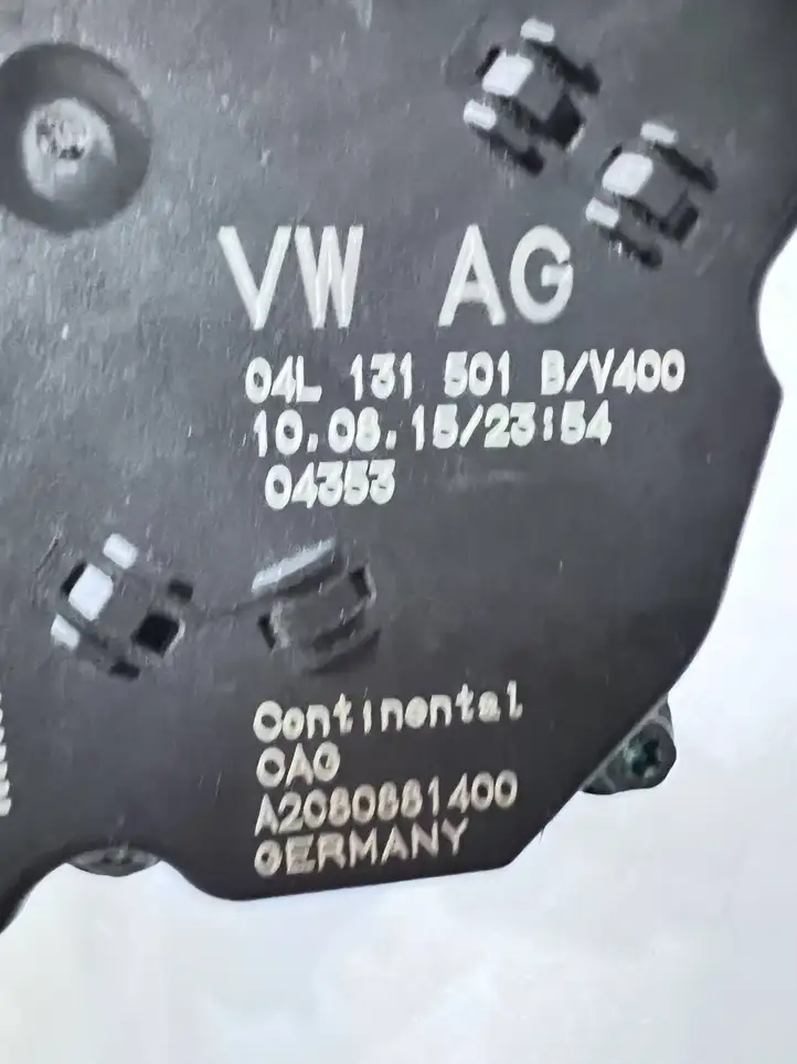 Audi A6 C7 (2014 - 2018) 04L131501B Охладитель клапана EGR — фото 7
