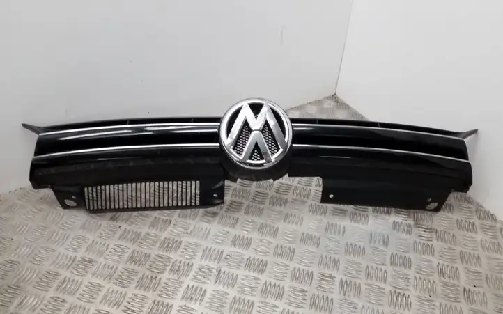 Volkswagen Golf VI (2009 - 2013) 5K0853651 Верхняя решетка радиатора — фото 1