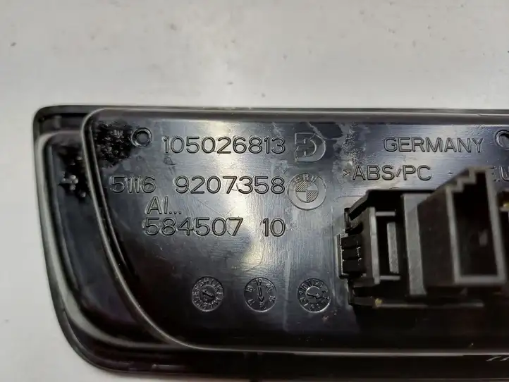 BMW 3 F30 F35 F31 (2012 - 2018)  9207358 Другая деталь салона