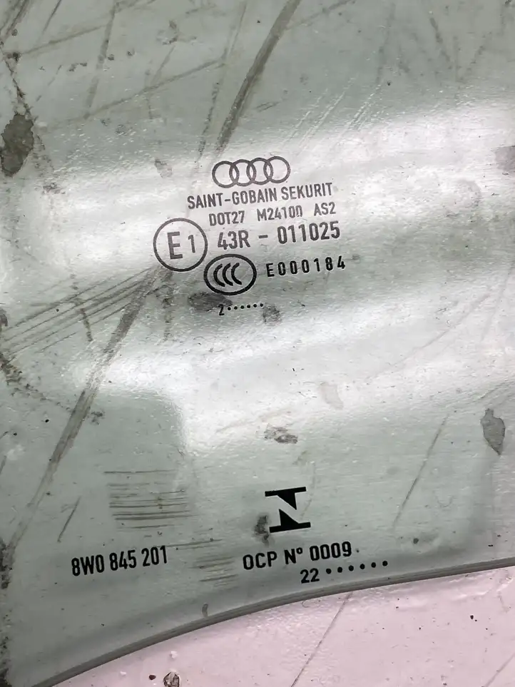 Audi A4 S4 B9 8W (2019 - ) 8W0845201 Стекло передней двери — фото 2