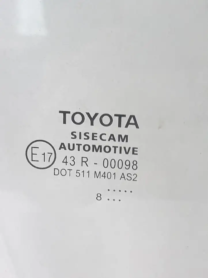Toyota C-HR I (2016 - 2022) AS2 Стекло передней двери — фото 2