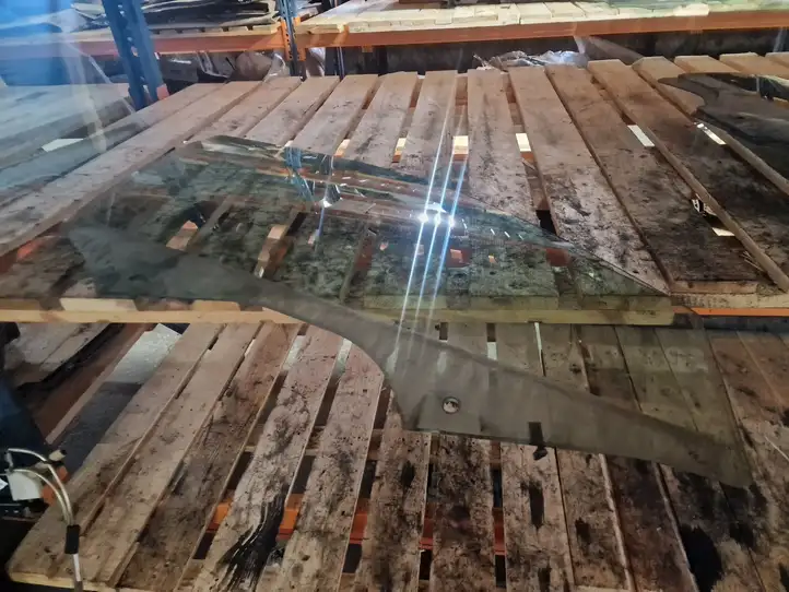 Skoda Superb B8 (3V) (2015 - 2023)   Основное стекло передних дверей (четырехдверного автомобиля)