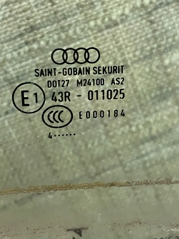 Audi A4 S4 B9 (2015 - 2019) 8W0845202 Стекло передней двери — фото 5