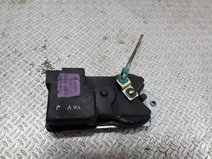 Hyundai Starex (2004 - 2007)  957604A010 Двигатель центрально замка