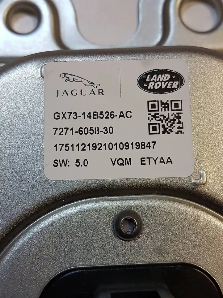 Jaguar XE (2014 - 2019) GX7314B526AC Блок управления топливным насосом — фото 2