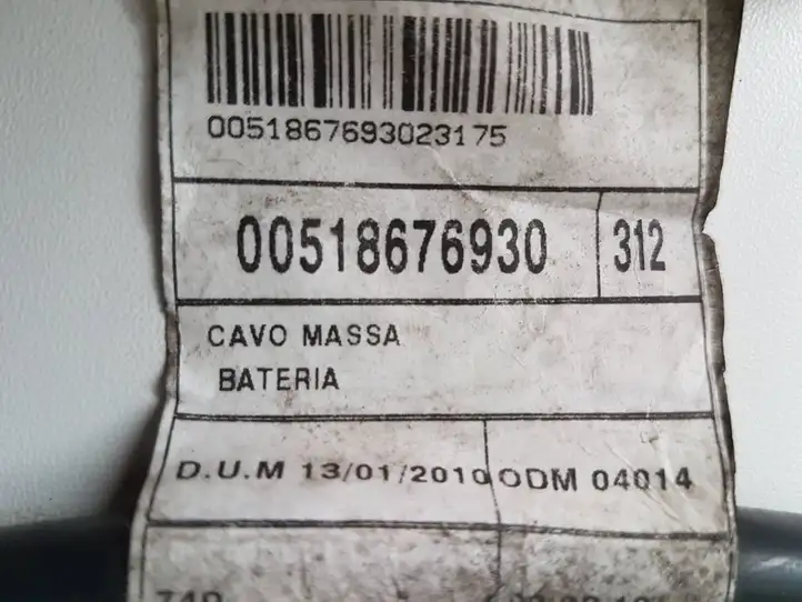 Fiat 500 (2008 - 2015) 00518676930 Минусовой провод аккумулятора — фото 2