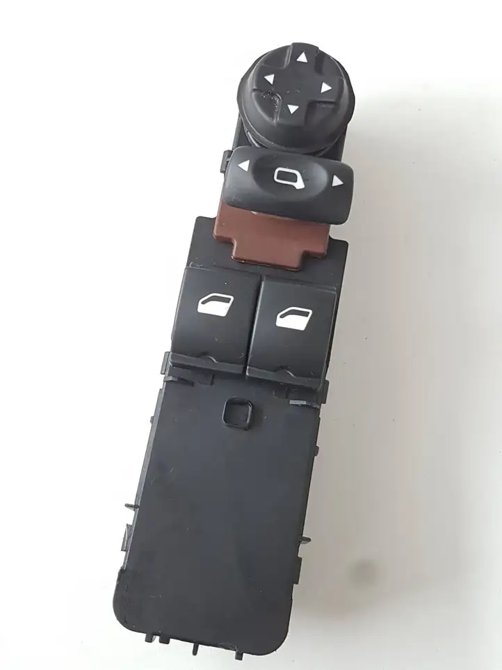 Citroen C4 (2011 - 2016) 96657055ZD Кнопка стеклоподъемников — фото 3